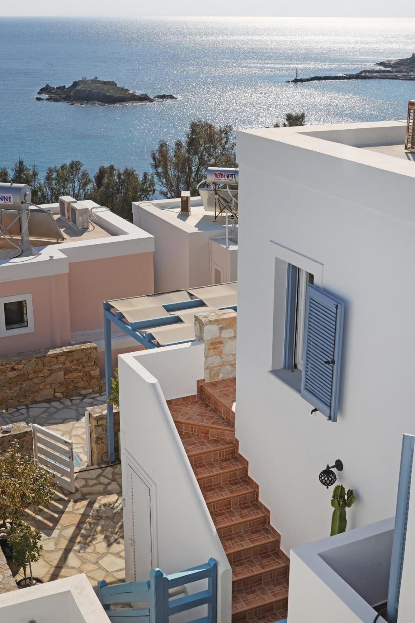 Ebatis Guesthouse Vari  Exterior photo
